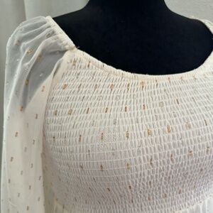👗🤍 Altar’d State Ivory Swiss Dot Smocked Dress - Size Medium 🤍👗